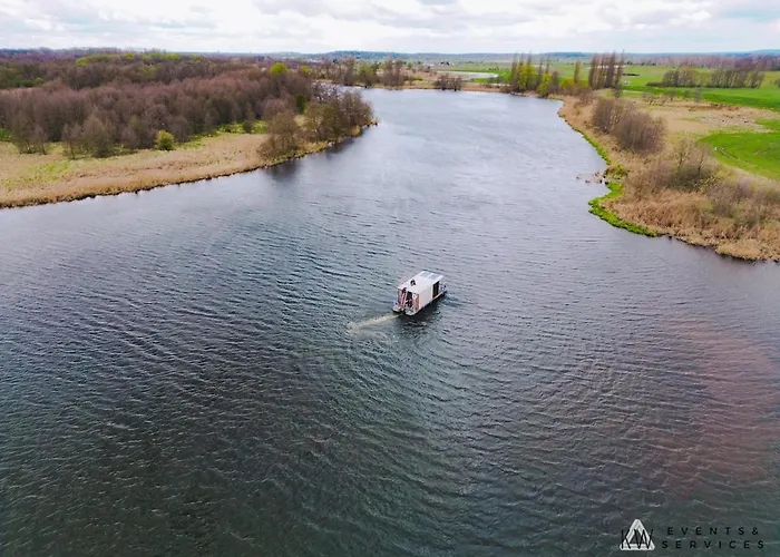 Hausboot Havelrobbe *