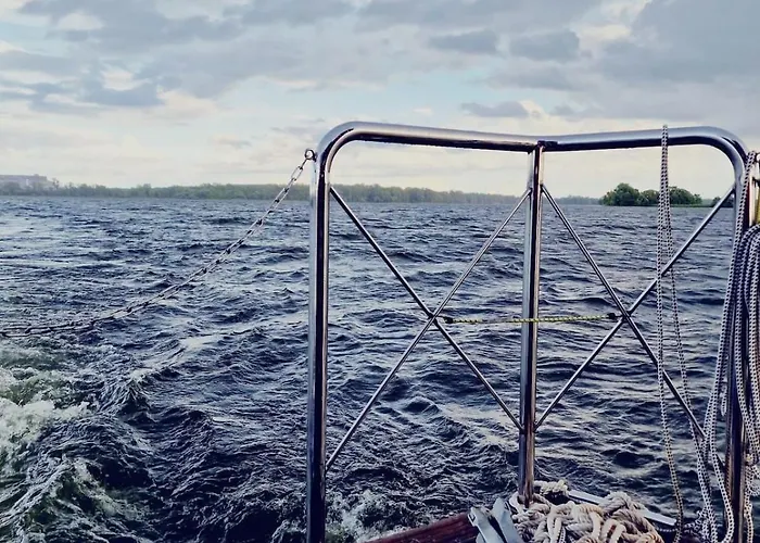 Hausboot Havelrobbe *