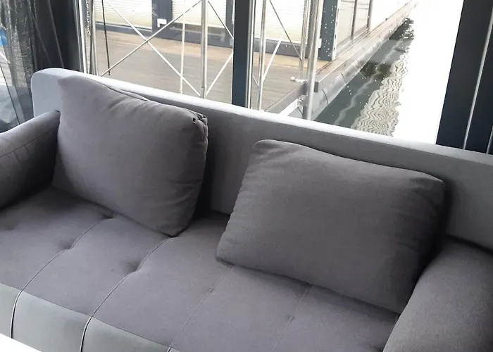 Bådhotel Hausboot Havelrobbe *