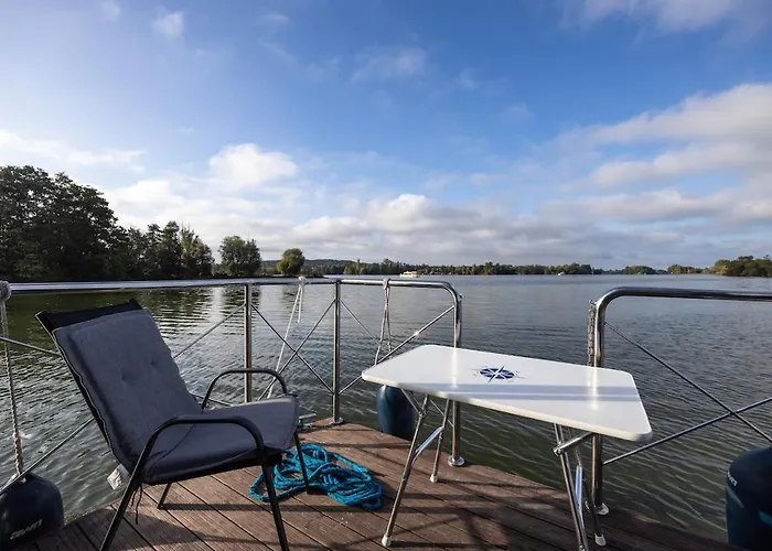 Hausboot Havelrobbe *