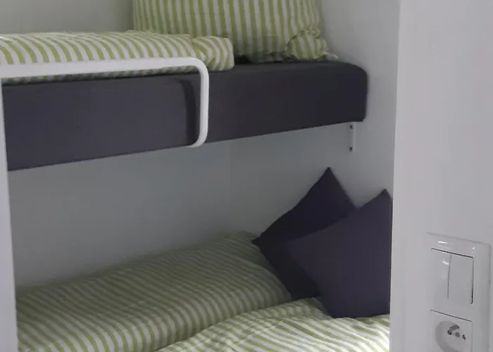 Hausboot Havelrobbe Bådhotel *